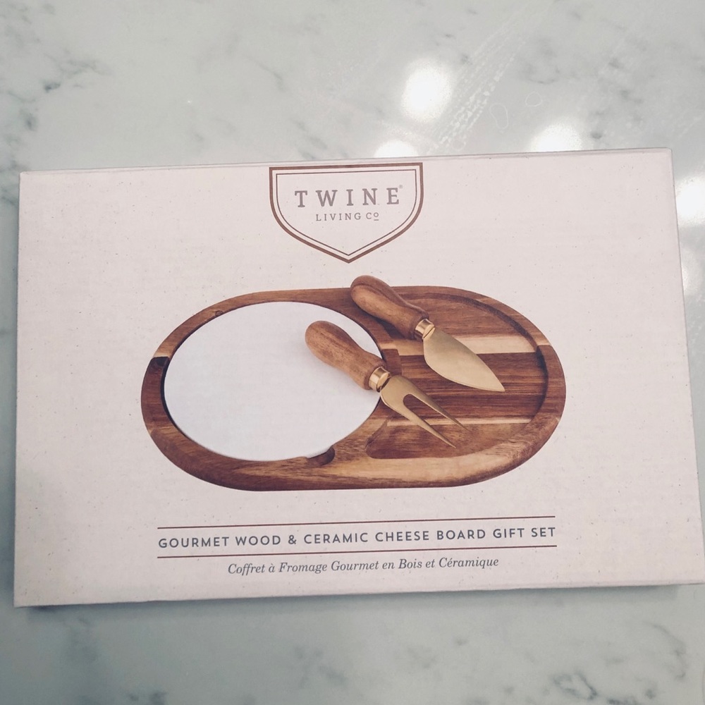 Gourmet Wood and Ceramic Cheese Board